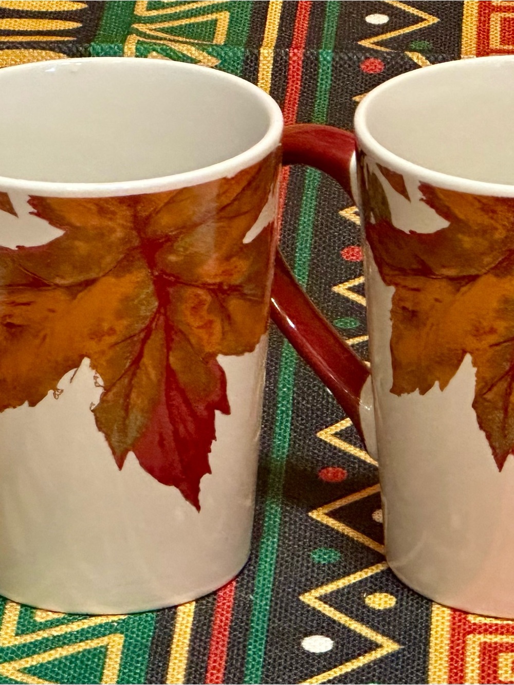 VTG Royal Norfolk Fall Leaf Acorn Ceramic Coffee Tea Cups Set